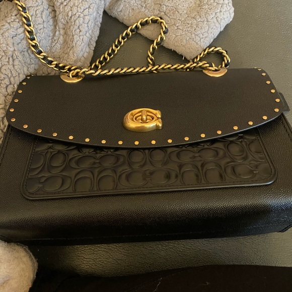 Coach - Picture 2 of 3